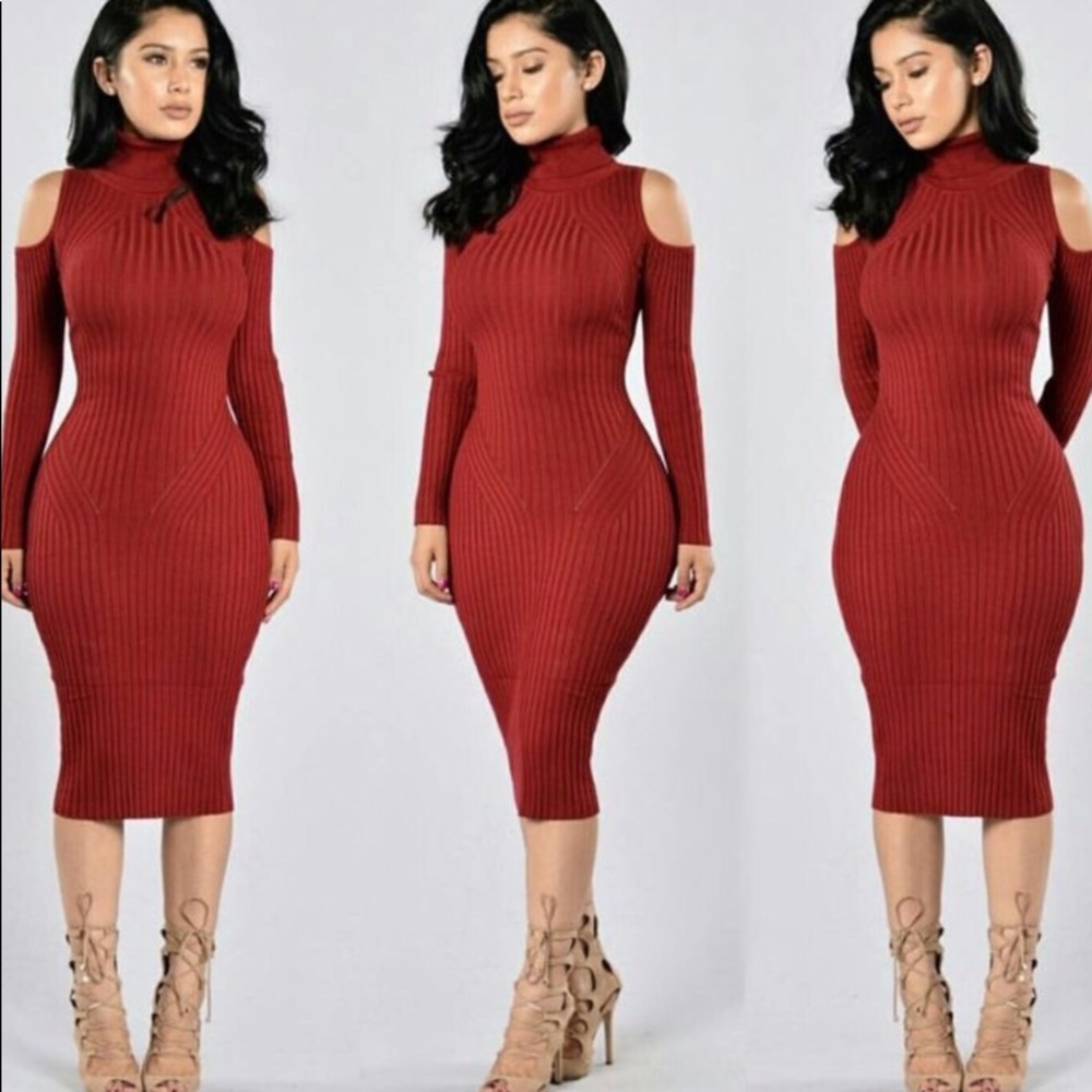 Fashion Nova Cold shoulder Dress👗